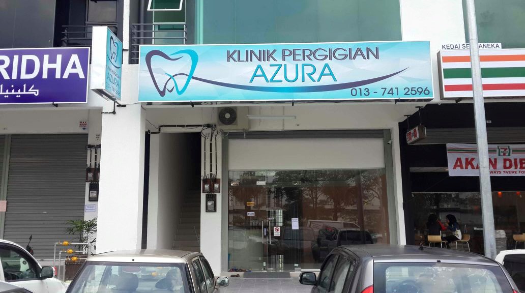 KLINIK PERGIGIGIAN AZURA LARKIN