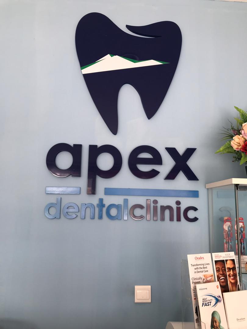 KLINIKPERGIGIAN APEX